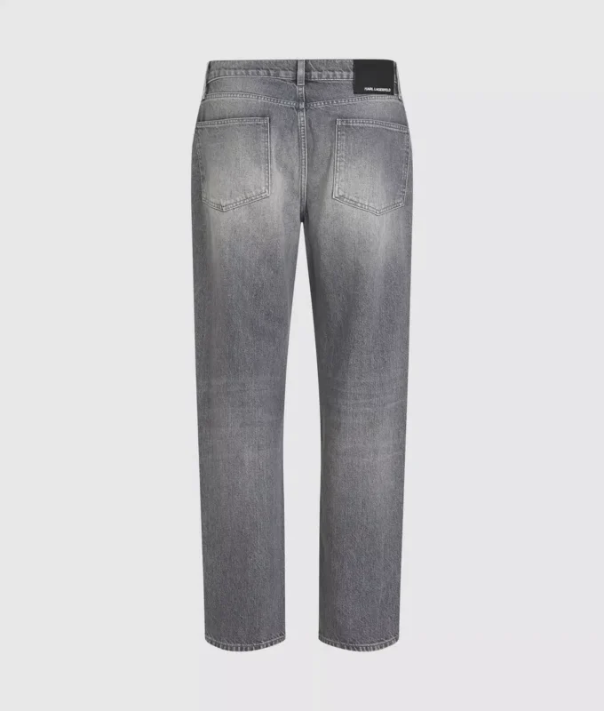 Yıkanmış düz kesim kot pantolon Yıkanmış düz kesim kot pantolon