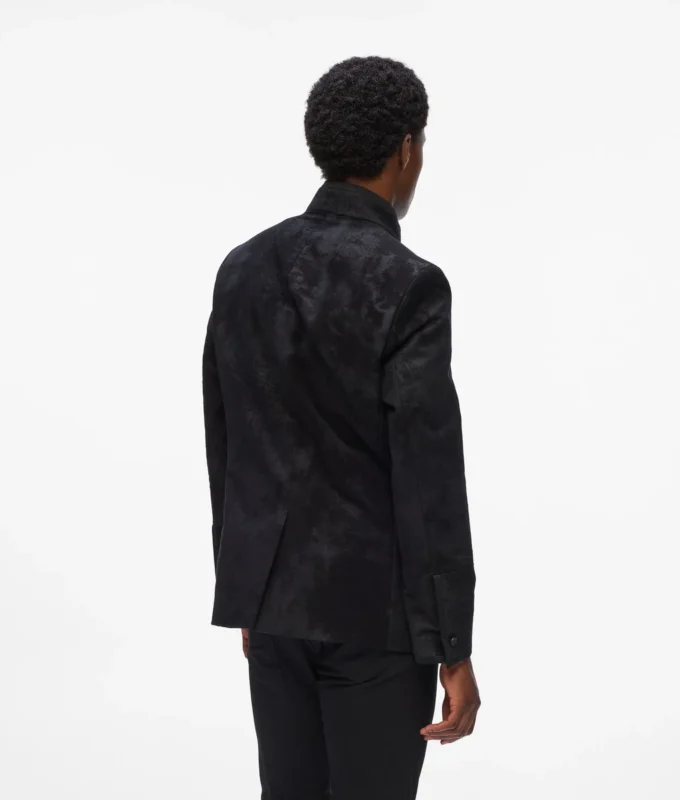 Yüksek yakalı blazer Yüksek yakalı blazer