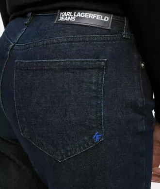 Yırtmaçlı kloş kot pantolon